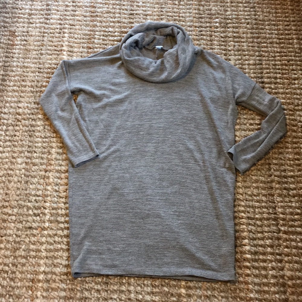 Oversized Cowl Neck sweater M